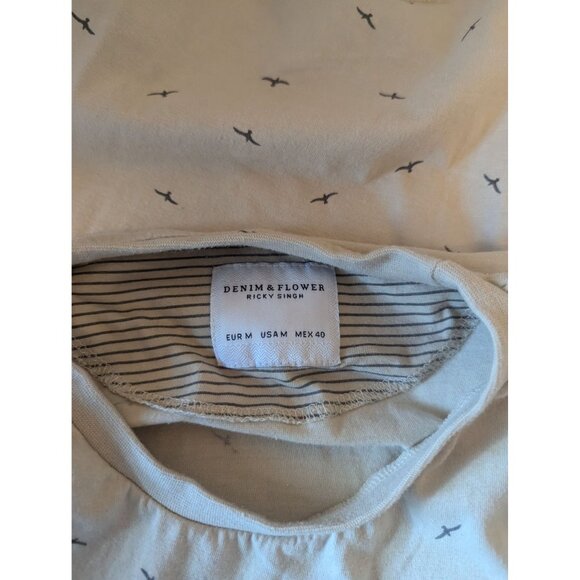 Denim & Flower Beige T-Shirt With Bird Print & "Spread Good Vibes" Text Medium - Picture 3 of 6